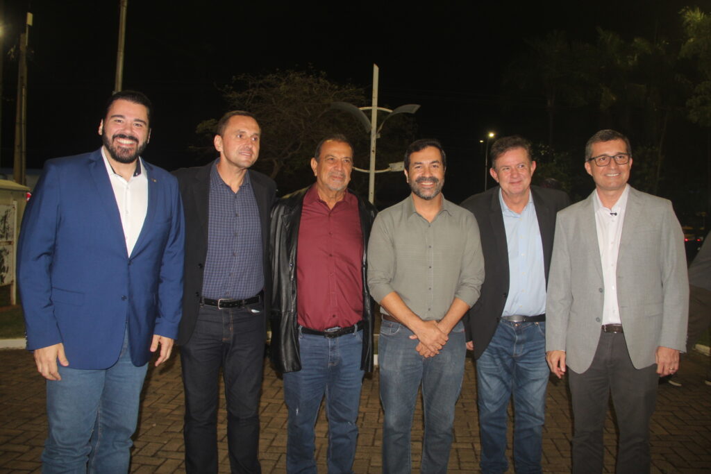Sob aplausos e emoção, Três Lagoas celebra 111 anos com desfile cívico que reuniu milhares de pessoas no coração da cidade Sob aplausos e emoção, Três Lagoas celebra 111 anos com desfile cívico que reuniu milhares de pessoas no coração da cidade