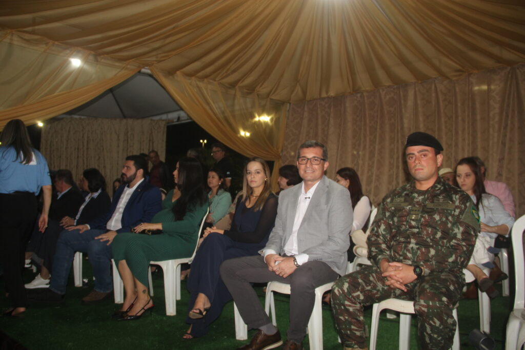 Sob aplausos e emoção, Três Lagoas celebra 111 anos com desfile cívico que reuniu milhares de pessoas no coração da cidade Sob aplausos e emoção, Três Lagoas celebra 111 anos com desfile cívico que reuniu milhares de pessoas no coração da cidade