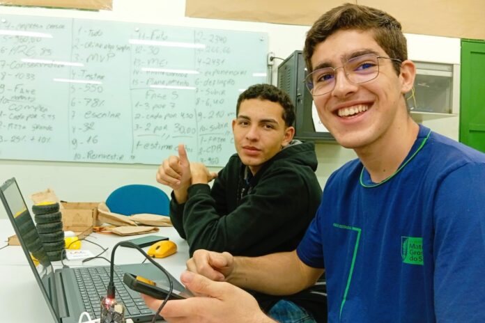 MS-lidera-ranking-nacional-de-robotica-com-tres-escolas-na-final-da-RoverXpedicao-2026-12.1