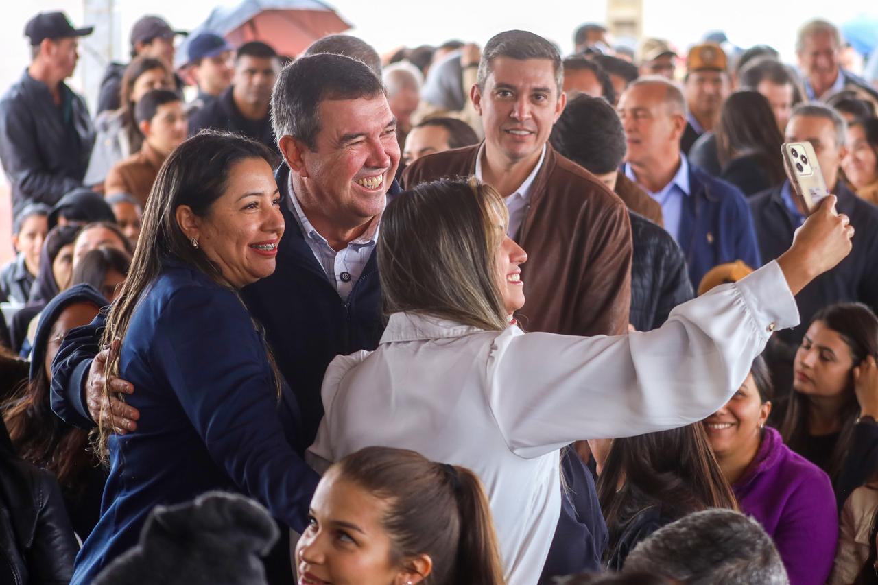 Governo promove obras de infraestrutura urbana para transformar realidade de Aral Moreira Governo promove obras de infraestrutura urbana para transformar realidade de Aral Moreira