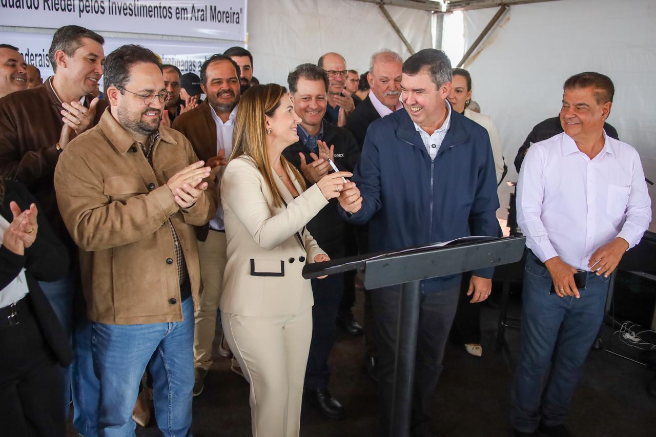 Governo promove obras de infraestrutura urbana para transformar realidade de Aral Moreira Governo promove obras de infraestrutura urbana para transformar realidade de Aral Moreira