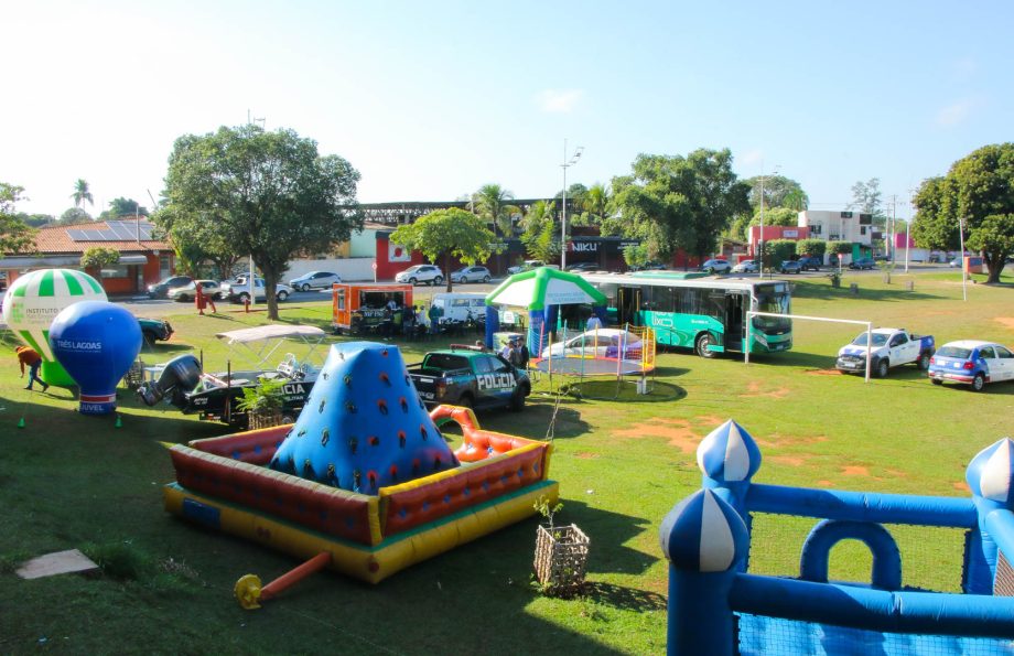 Feira “Uma Só Terra” reúne estudantes, parceiros e ações de conscientização durante a Semana Municipal do Meio Ambiente 2026 Feira “Uma Só Terra” reúne estudantes, parceiros e ações de conscientização durante a Semana Municipal do Meio Ambiente 2026