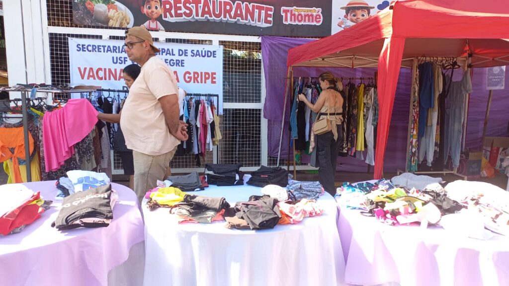 Sucesso de público, filas e achadinhos: Desapego Delas conquista Três Lagoas e terá reposição de peças neste sábado