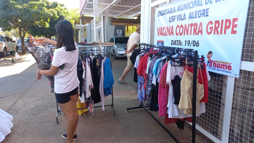 Sucesso de público, filas e achadinhos: Desapego Delas conquista Três Lagoas e terá reposição de peças neste sábado