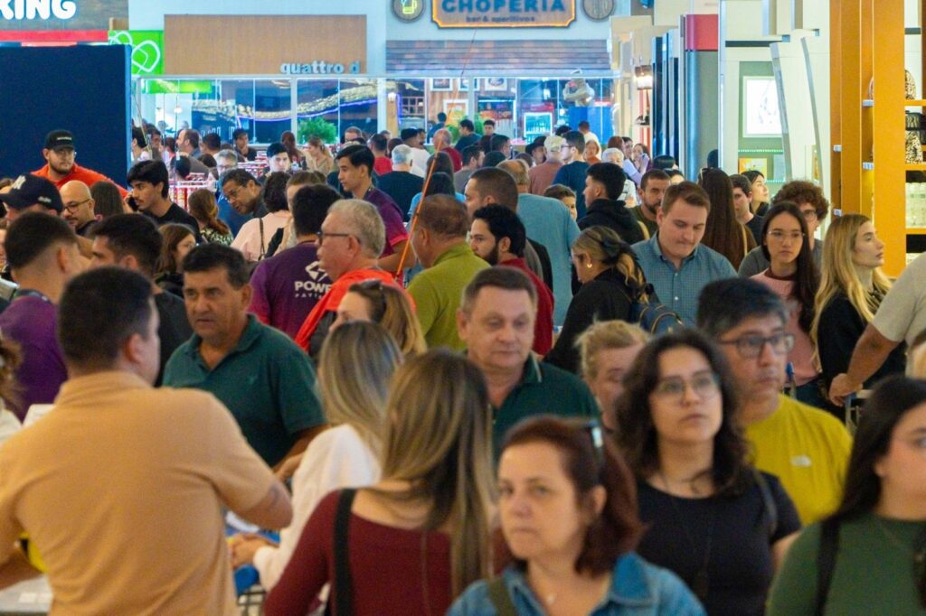 Crazy Week movimentará a fronteira com promoções especiais no Shopping China Pedro Juan Caballero Crazy Week movimentará a fronteira com promoções especiais no Shopping China Pedro Juan Caballero