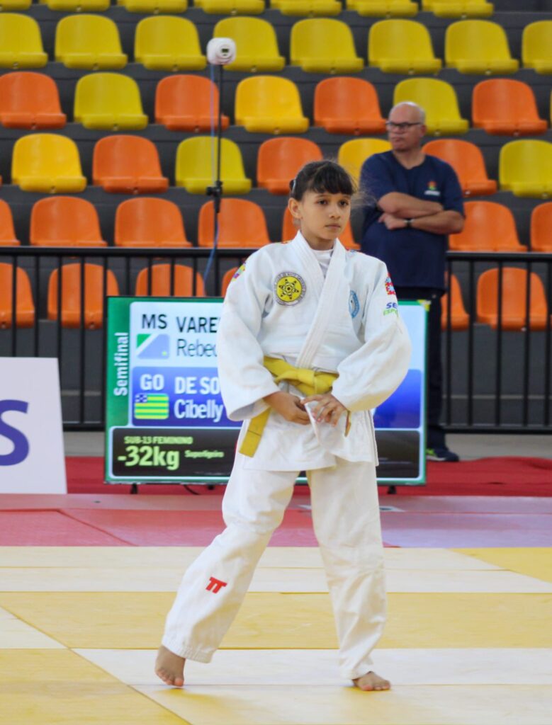 Judoca autista de Três Lagoas garante vaga no Brasileiro e leva exemplo de inclusão para o tatame nacional Judoca autista de Três Lagoas garante vaga no Brasileiro e leva exemplo de inclusão para o tatame nacional