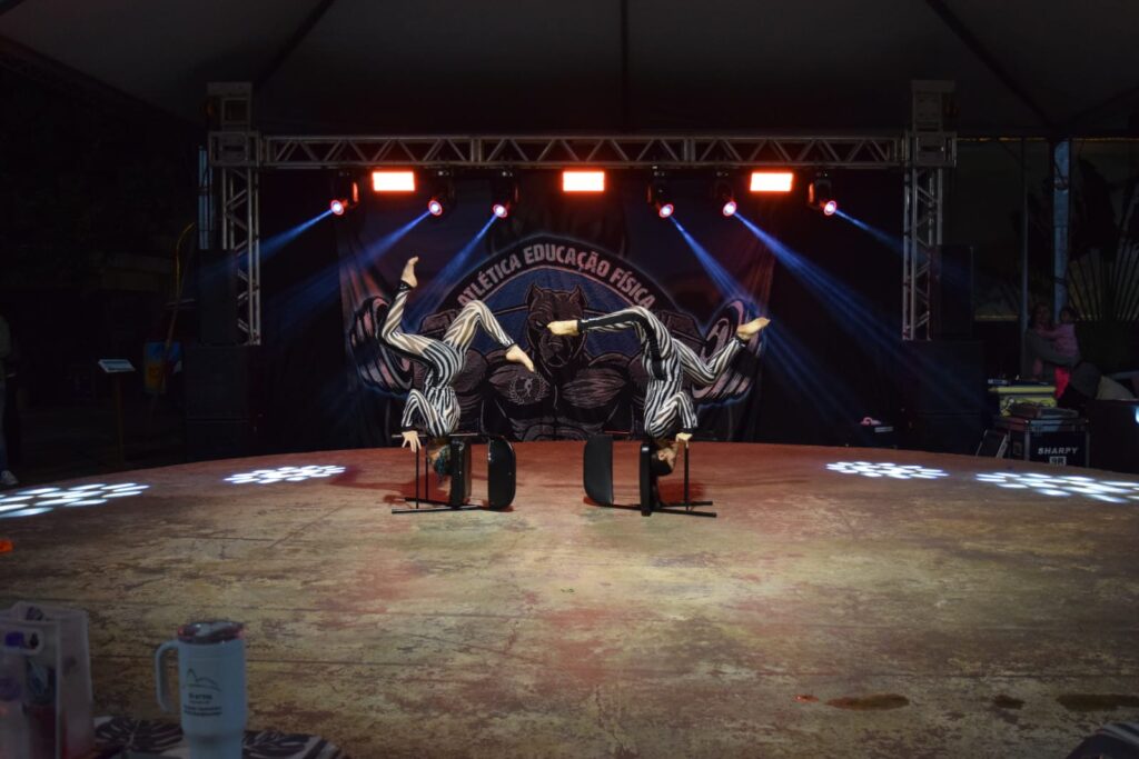 Pole Studio A faz história em festival e conquista maior nota da noite