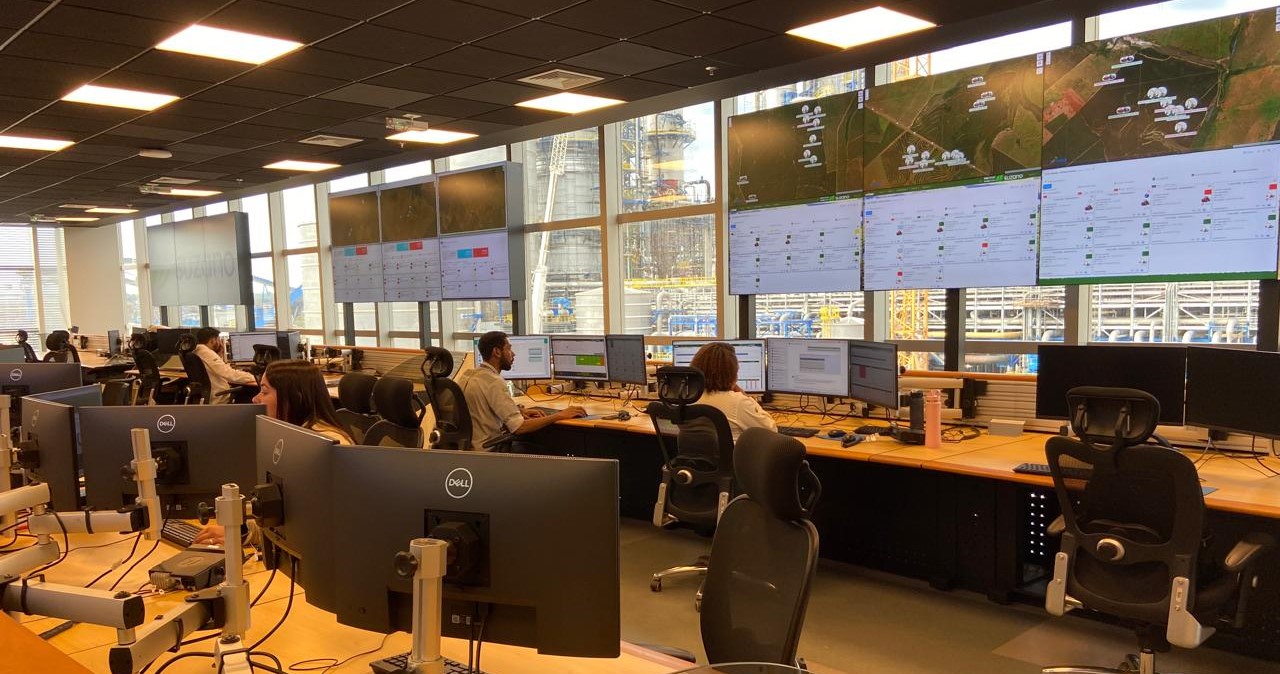 Suzano integra tecnologia e trabalho em rede para proteger mais de 300 mil hectares de Cerrado contra incêndios em MS Suzano integra tecnologia e trabalho em rede para proteger mais de 300 mil hectares de Cerrado contra incêndios em MS