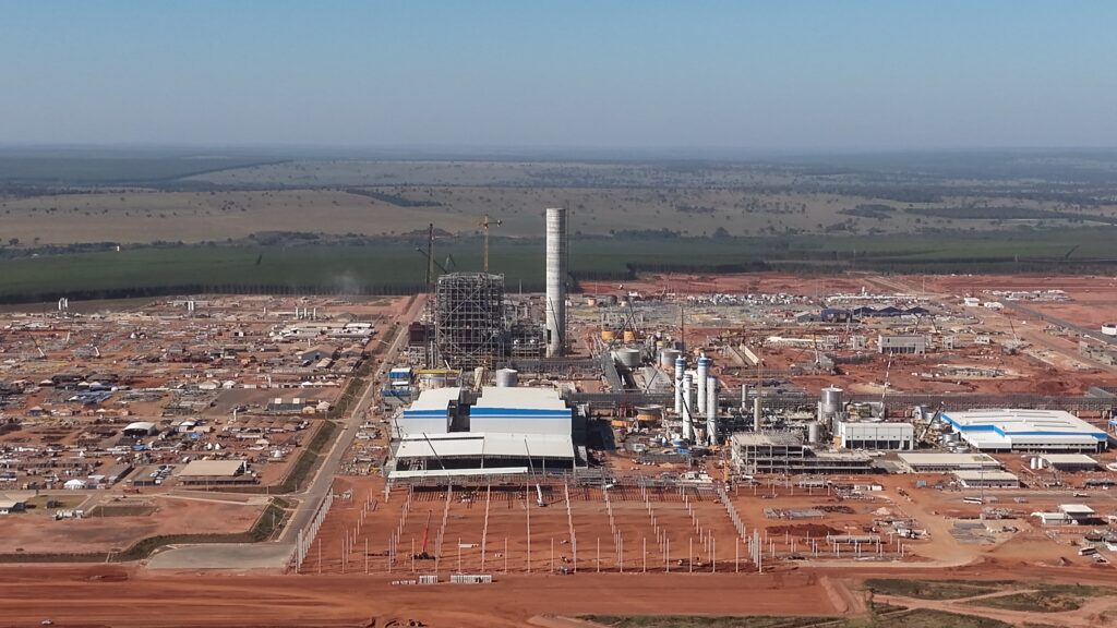 Projeto Sucuriú ultrapassa 60% das obras civis e inicia fase crítica de montagem industrial Projeto Sucuriú ultrapassa 60% das obras civis e inicia fase crítica de montagem industrial
