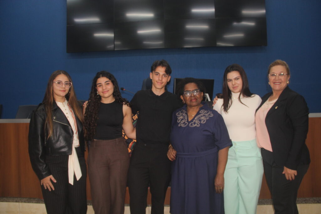 Proposto por Evalda Reis, seminário fortalece debate sobre igualdade racial e protagonismo das mulheres negras em Três Lagoas Proposto por Evalda Reis, seminário fortalece debate sobre igualdade racial e protagonismo das mulheres negras em Três Lagoas
