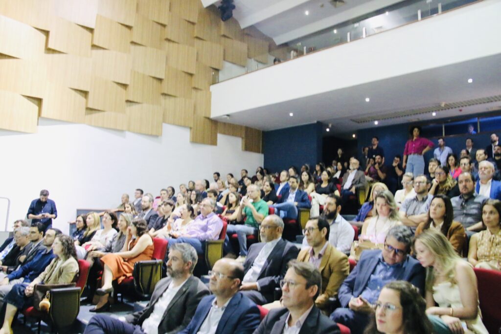 Prêmio Fundect: MS valoriza ciência, tecnologia e inovação e anuncia mais R$ 38,6 milhões para pesquisa Prêmio Fundect: MS valoriza ciência, tecnologia e inovação e anuncia mais R$ 38,6 milhões para pesquisa