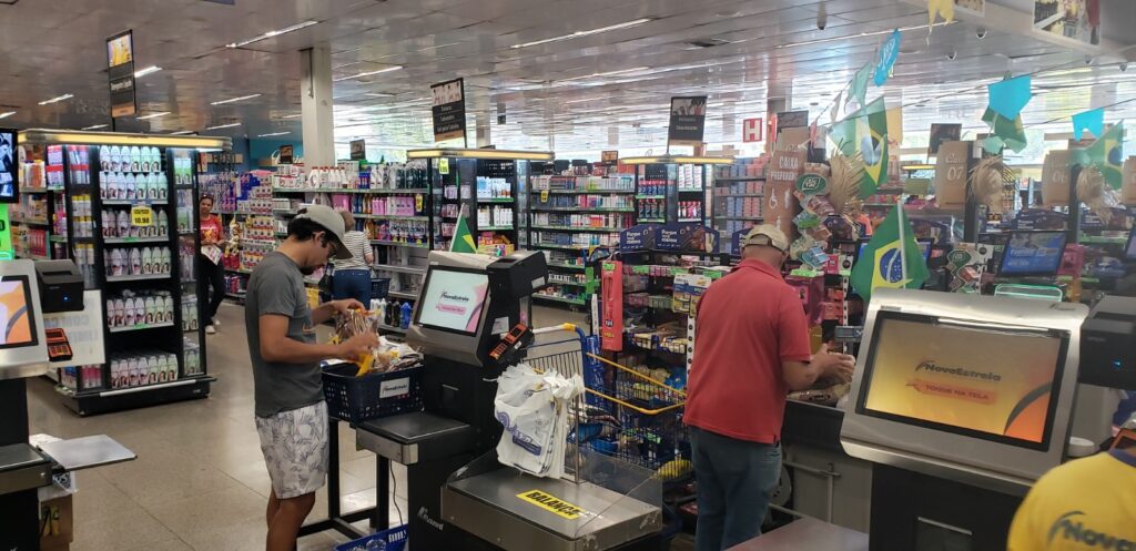 Tecnologia transforma hábitos de consumo e redefine o comércio em Três Lagoas Tecnologia transforma hábitos de consumo e redefine o comércio em Três Lagoas