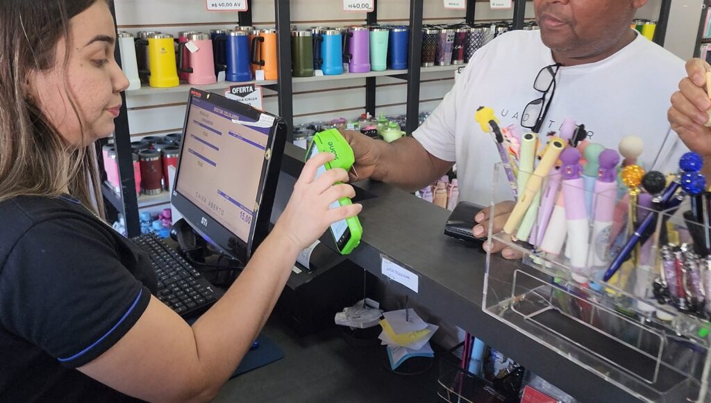 Tecnologia transforma hábitos de consumo e redefine o comércio em Três Lagoas Tecnologia transforma hábitos de consumo e redefine o comércio em Três Lagoas