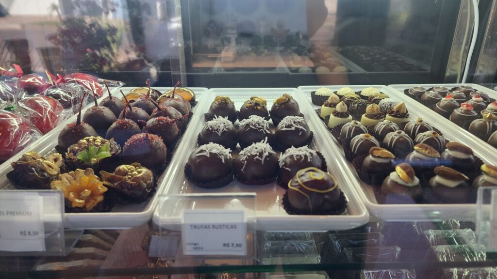 Do clássico ao ousado: Dia Nacional do Chocolate revela até chocolates eróticos em Três Lagoas Do clássico ao ousado: Dia Nacional do Chocolate revela até chocolates eróticos em Três Lagoas