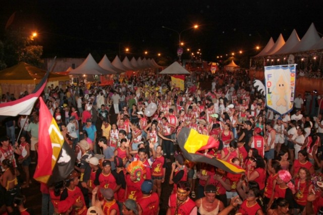 CarnaRibas 2011 abre programação de aniversário de Ribas