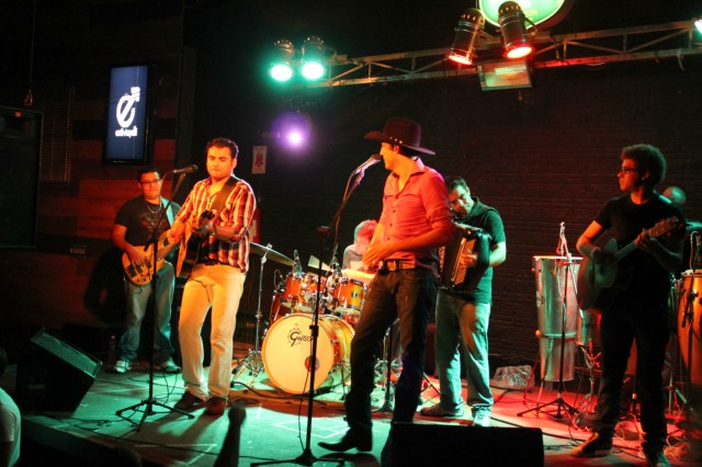 João Haroldo & Betinho Viracopos.