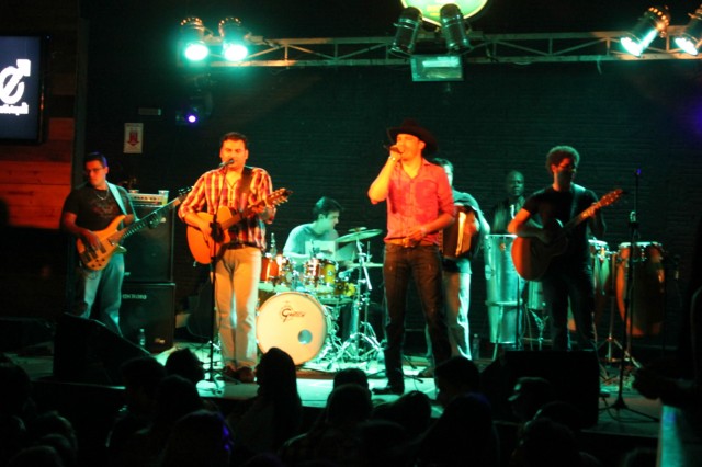 João Haroldo & Betinho Viracopos.