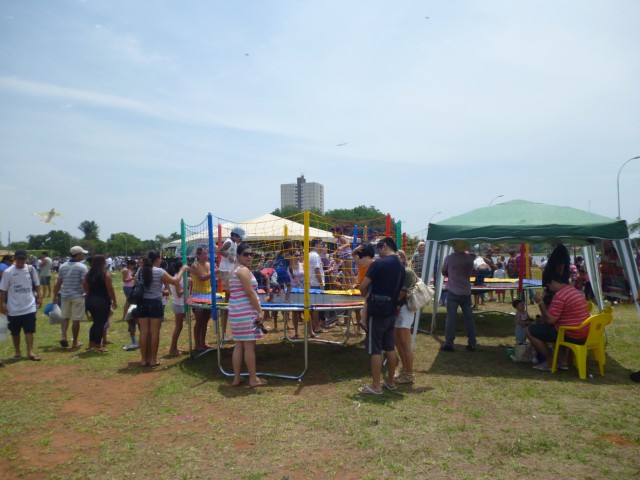 Campeonato de pipas reúne competidores de TL no “Dia das Crianças”