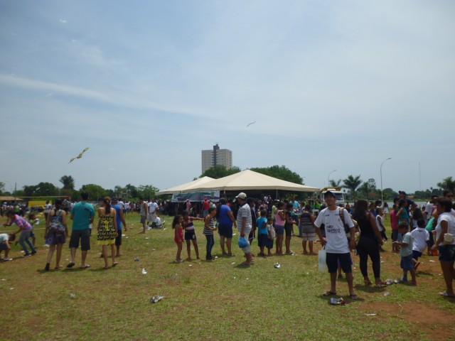 Campeonato de pipas reúne competidores de TL no “Dia das Crianças”
