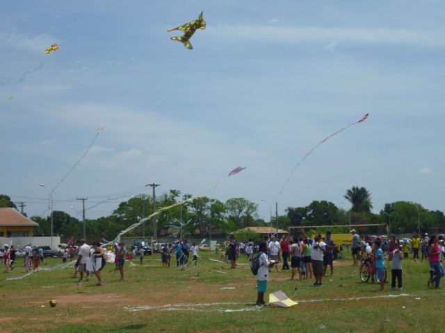 Campeonato de pipas reúne competidores de TL no “Dia das Crianças”