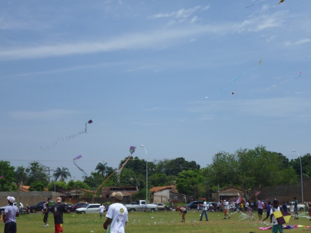 Campeonato de pipas reúne competidores de TL no “Dia das Crianças”
