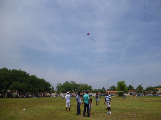 Campeonato de pipas reúne competidores de TL no “Dia das Crianças”