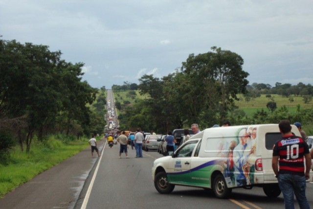 Chuva interrompe rodovia no trecho que liga Paranaíba a Cassilândia