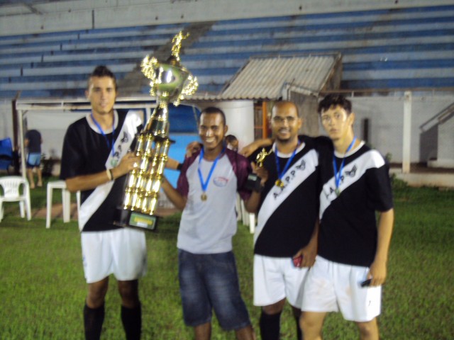 Ponte Preta vence Acajutel nos pênaltis e é campeão da “Taça Cidade” em TL
