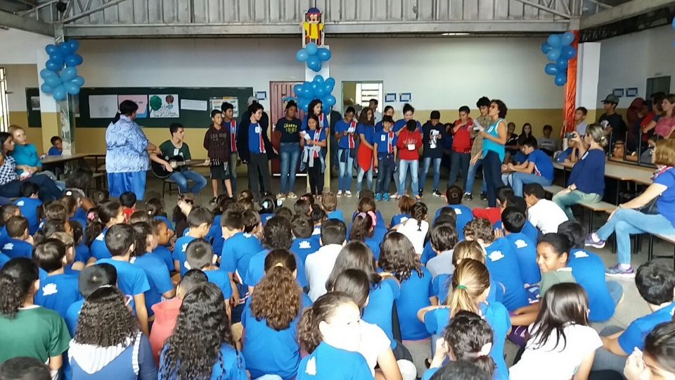 Escola Municipal Professora “Maria Eulália Vieira” trabalha com alunos dia Mundial do Autismo