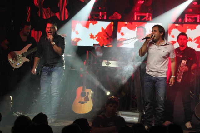 Maycon & Renato Viracopos Botequim