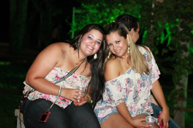 Até Que A Noite Vire Dia.