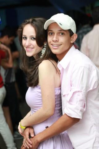 Até Que A Noite Vire Dia.