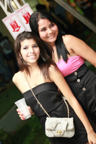 Até Que A Noite Vire Dia.