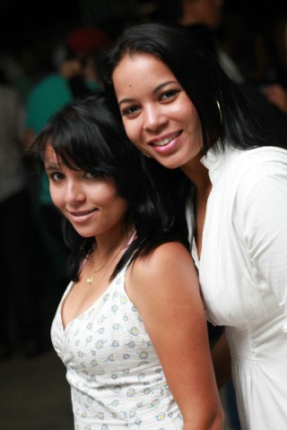 Até Que A Noite Vire Dia.