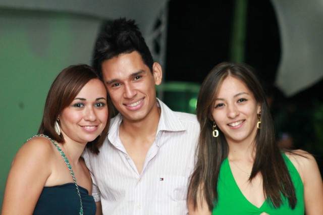 Até Que A Noite Vire Dia.