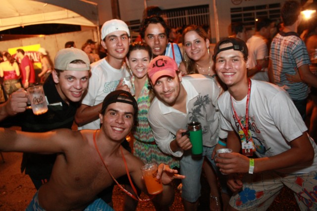 Show de Rapazolla atrai multidão em Paranaíba