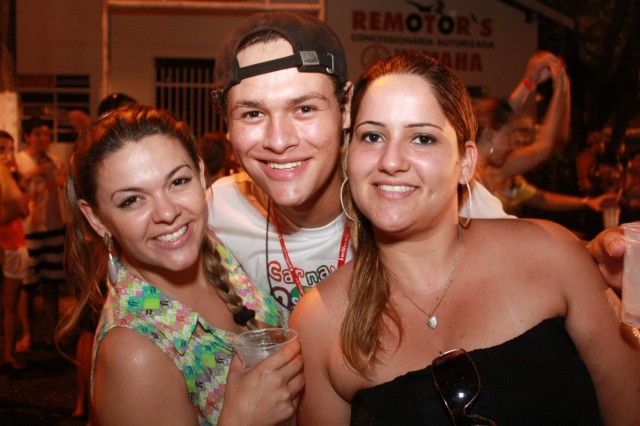 Show de Rapazolla atrai multidão em Paranaíba