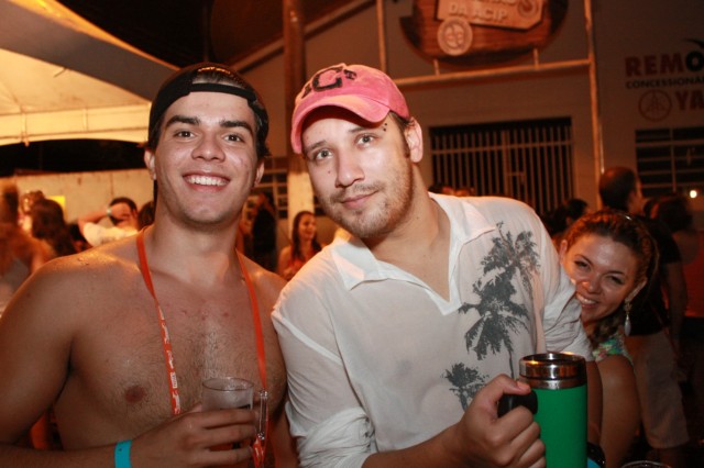 Show de Rapazolla atrai multidão em Paranaíba