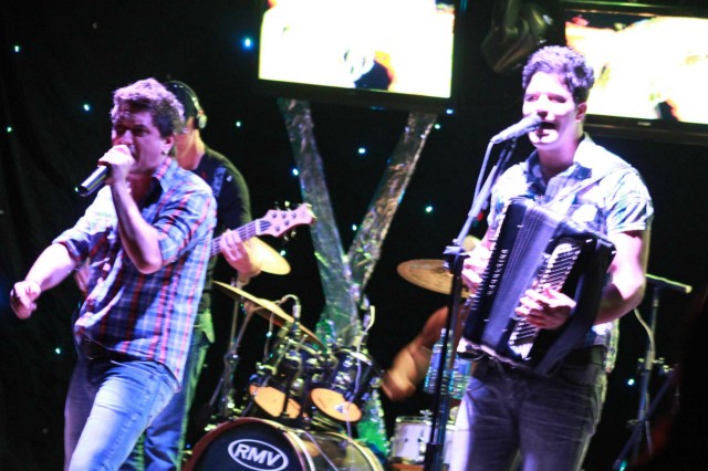 Xande & Mauricio Viracopos Botequim