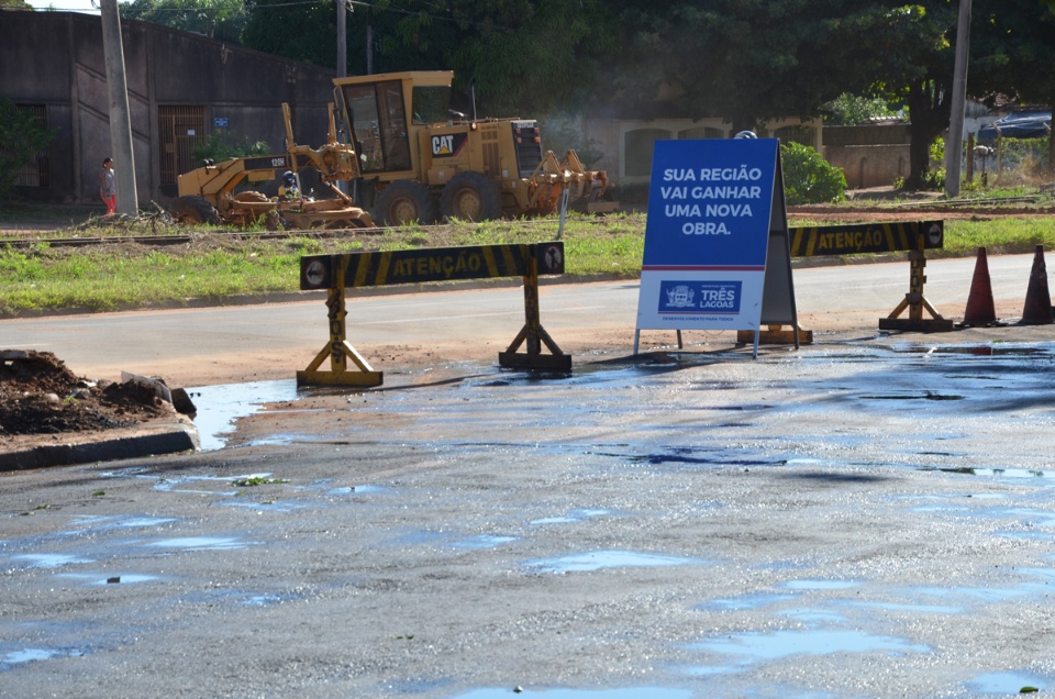 Estacionamento em frente ao Hospital Auxiliadora é recapeado