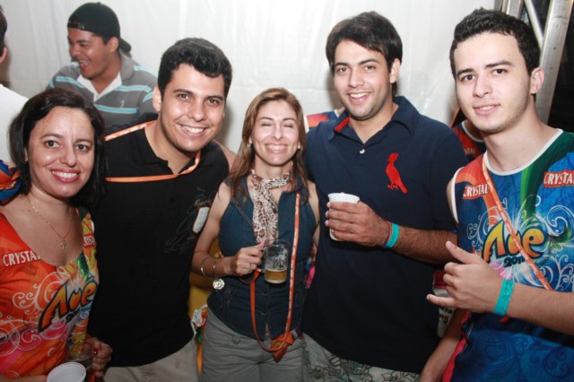 Mais de cem mil pessoas já passaram pelo Carnaíba