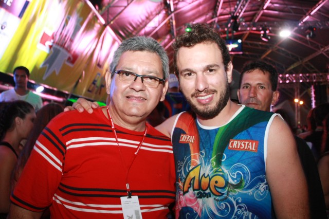 Mais de cem mil pessoas já passaram pelo Carnaíba