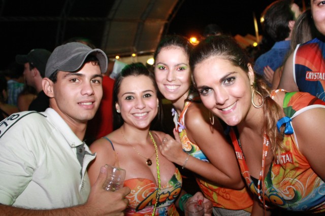 Mais de cem mil pessoas já passaram pelo Carnaíba