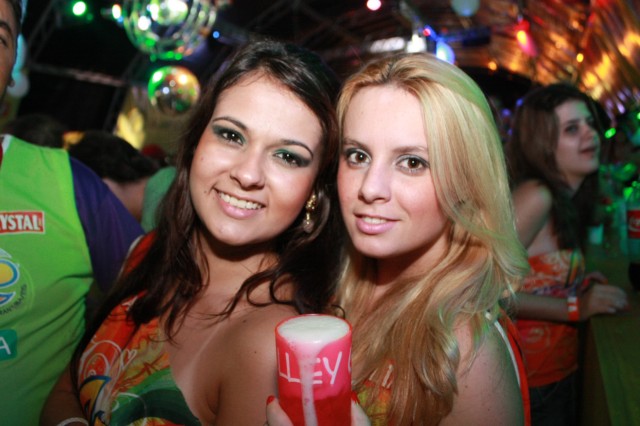 Mais de cem mil pessoas já passaram pelo Carnaíba