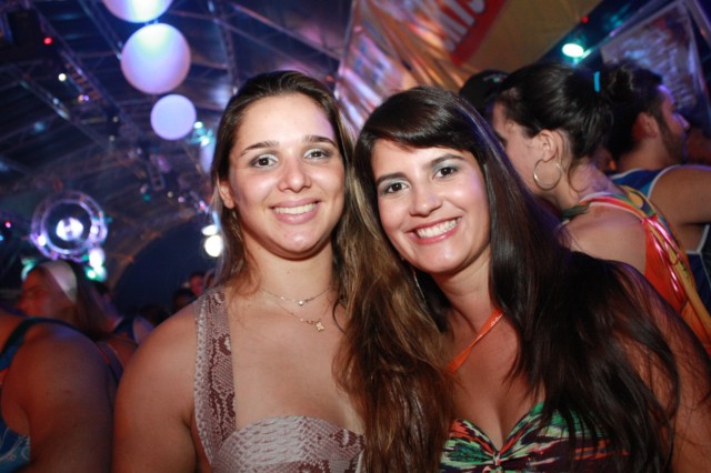 Mais de cem mil pessoas já passaram pelo Carnaíba