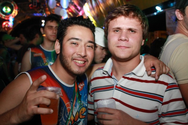 Mais de cem mil pessoas já passaram pelo Carnaíba