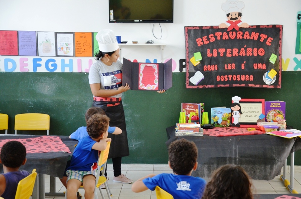 CEI Professora “Clarinda Dias Conceição” de Três Lagoas desenvolve Projeto “Restaurante Literário”