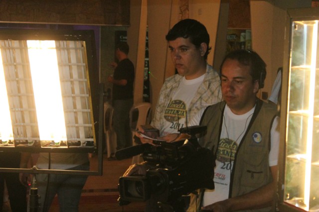 Confira os bastidores da Virada Sertaneja que vai ao ar no último sábado do ano Confira os bastidores da Virada Sertaneja que vai ao ar no último sábado do ano