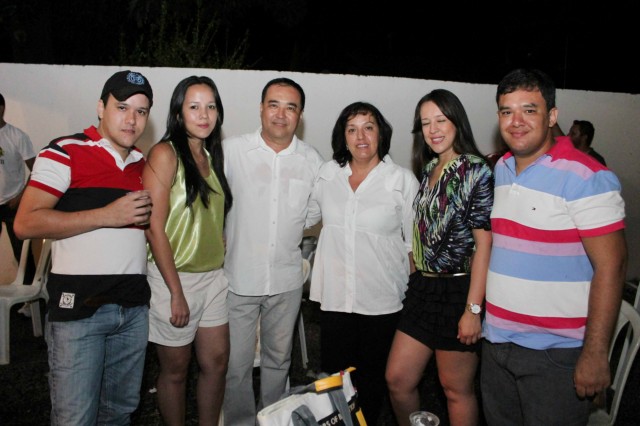 Confira os bastidores da Virada Sertaneja que vai ao ar no último sábado do ano Confira os bastidores da Virada Sertaneja que vai ao ar no último sábado do ano