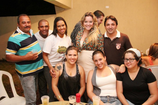 Confira os bastidores da Virada Sertaneja que vai ao ar no último sábado do ano Confira os bastidores da Virada Sertaneja que vai ao ar no último sábado do ano